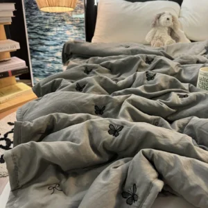 Colcha de Verão Lavável em Algodão - Estilo Elegante e Confortável - 200x230cm [colcha de verão individual], Colcha de Verão Bordada - Borboleta Cinza