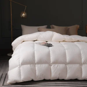 Edredom de Inverno Premium com 95% de Penas de Ganso - Conforto e Qualidade