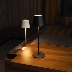 Lâmpada LED Retrô Recarregável com Toque de Três Cores