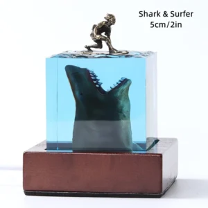 Figuras de Organismos Marinhos em Resina - Luz Noturna Decorativa - Shark Surfer 5cm