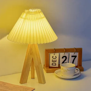 Abajur de Mesa LED Moderno com Tecido e Luz Regulável USB