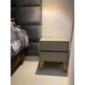 1 Mesa de cabeceira com 2 gavetas, 100% mdf cor Gianduia Trama Com Pés 40cm