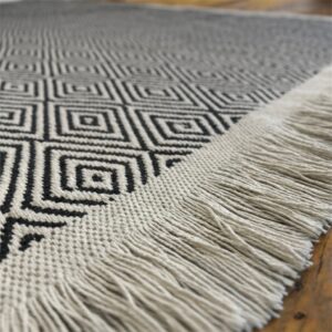 Tapete 100% Algodão 1,40x2,00 Sala Quarto Escritório Grosso - Diamante/Preto