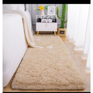 Tapetinho Sala Quarto Peludo Felpudo Grosso 40x60 cm Macio - Bege Liso