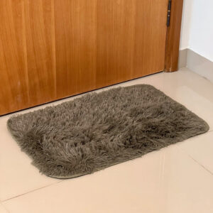 Tapete Peludo para Porta Felpudo Bege Mesclado 40cm x 60cm Antiderrapante Shaggy - Várias Cores