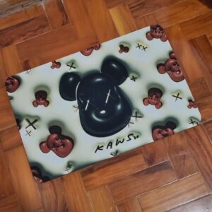 Tapete de Banheiro Efeito 3D Antiderrapante Super Absorvente Saída Chuveiro Box Super Absorvente 58x38cm - KAWS Urso--b02