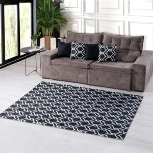 KIT TAPETE SALA QUARTO GEOMETRICO 1M X 1,40M + 04 CAPAS GORGURINHO 45CMX45CM JOGO COMPLETO - PRETO