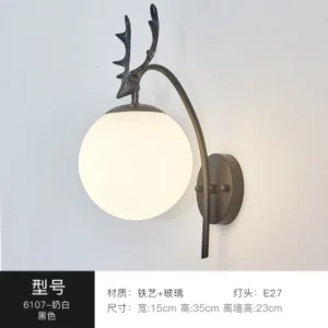 Arandela Moderna de Parede em Metal e Vidro para Decoração - Preto