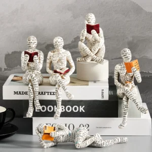 Estátua de Mulher Lendo em Resina para Decoração de Mesa