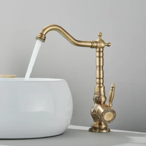 Torneira de Pia de Cozinha Retrô em Latão Bronze Antigo