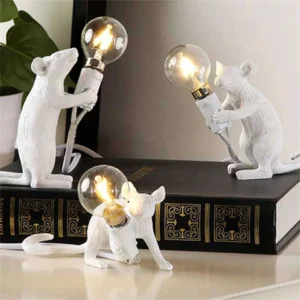Candeeiro de Mesa LED Animal em Resina - Abajur Decorativo Moderno