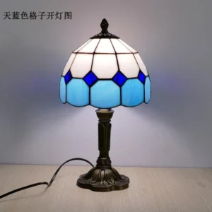 Candeeiro de Mesa Tiffany Retrô em Vidro Decorativo