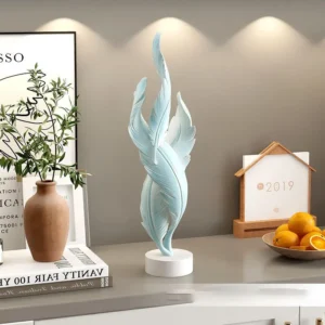 Estatueta Decorativa Moderna em Resina para Escritório e Sala - Modelo 2