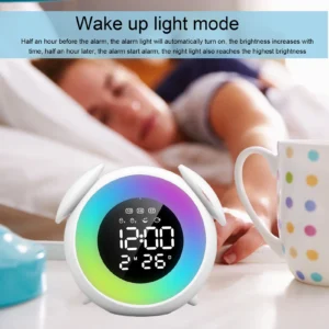 Despertador Digital Recarregável com Luz de Acordar e Efeitos Coloridos