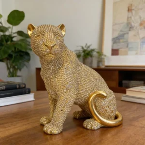 Escultura de Leopardo Dourado em Resina - Decoração Moderna para Mesa