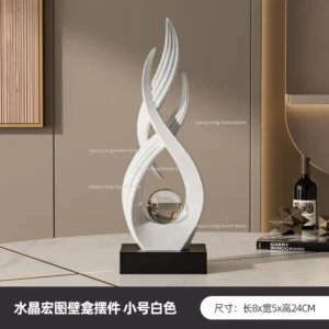 Estatueta Decorativa em Resina para Sofisticação da Sua Casa - Modelo 5