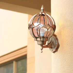 Lâmpada de Parede Retro Europeia para Jardim e Varanda - Preto