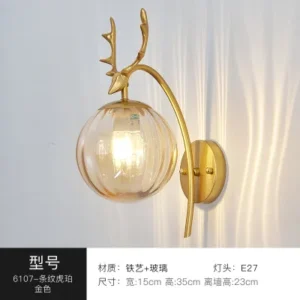 Arandela Moderna de Parede em Metal e Vidro para Decoração - Dourado E