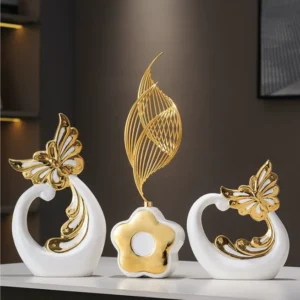 Ornamentos Cerâmicos de Borboletas Douradas para Decoração de Ambientes